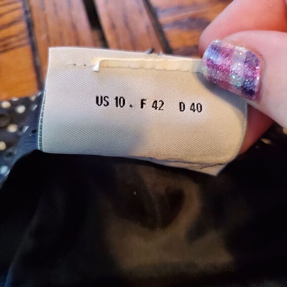 Akris punto black eyelet pleated belted skirt sz10 - Picture 5 of 5